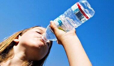 체중 감량을 위해 한 달간 음주 다이어트